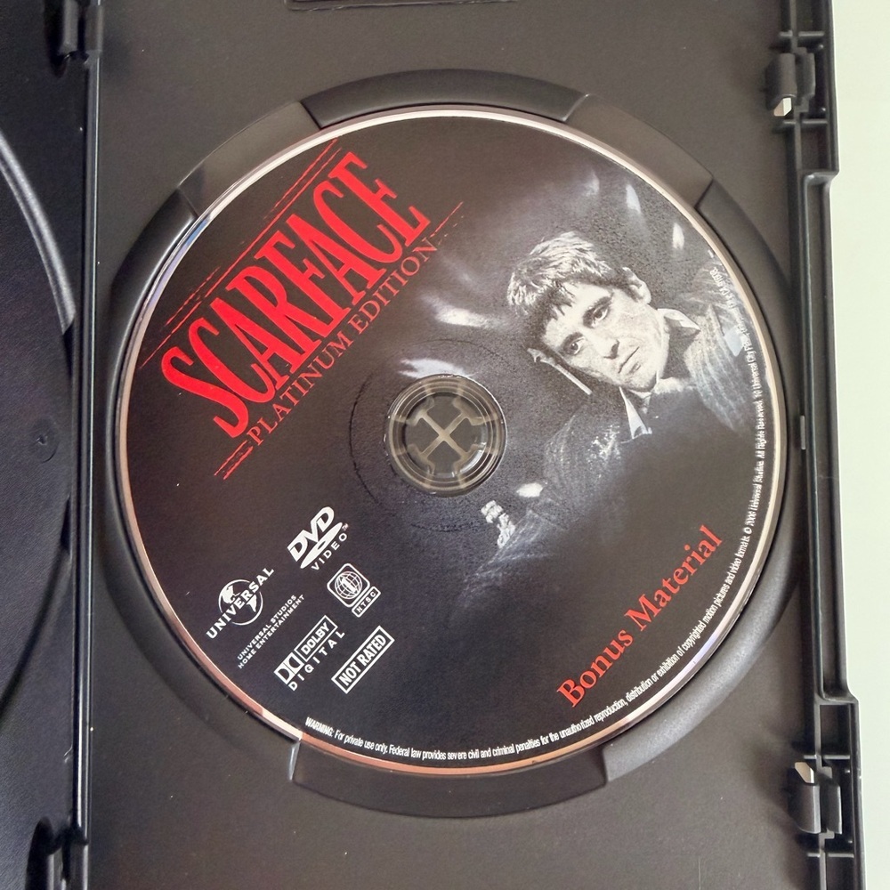 Scarface Platinum Edition DVD - Picture 3 of 4